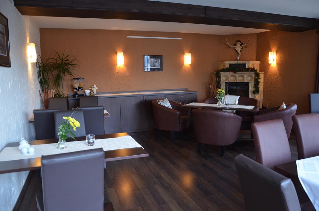 lukAs Restaurant Hotel Lounge Bar Schwarzheide Extérieur photo
